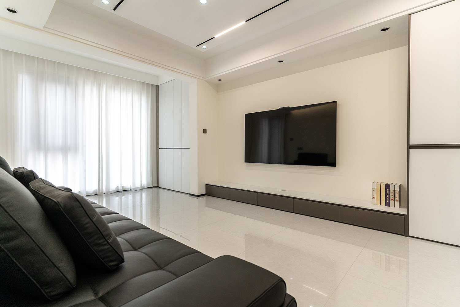 株洲家博整裝綠地二號130㎡ 現(xiàn)代簡約風格裝修賞析